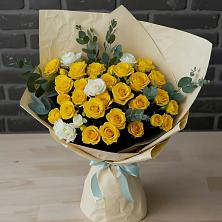 Букет цветов из:  Розы в Песь