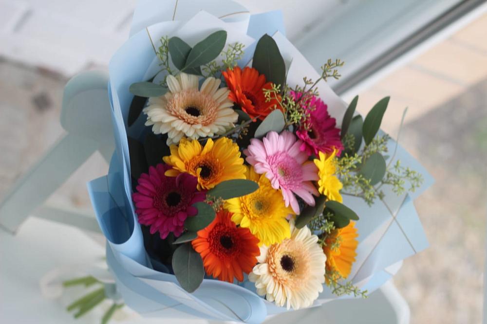 Букет цветов из: Герберы в Песь