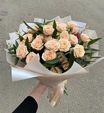 Букет Кремовые розы Латте в Песь