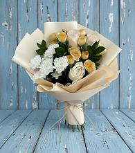 Букет цветов из:  Розы и Хризантемы в Песь