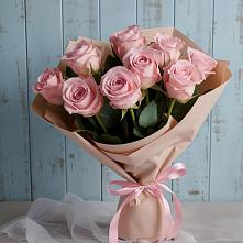 Букет цветов из:  Розы в Песь