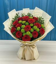 Букет цветов из:  Розы и Хризантемы в Песь