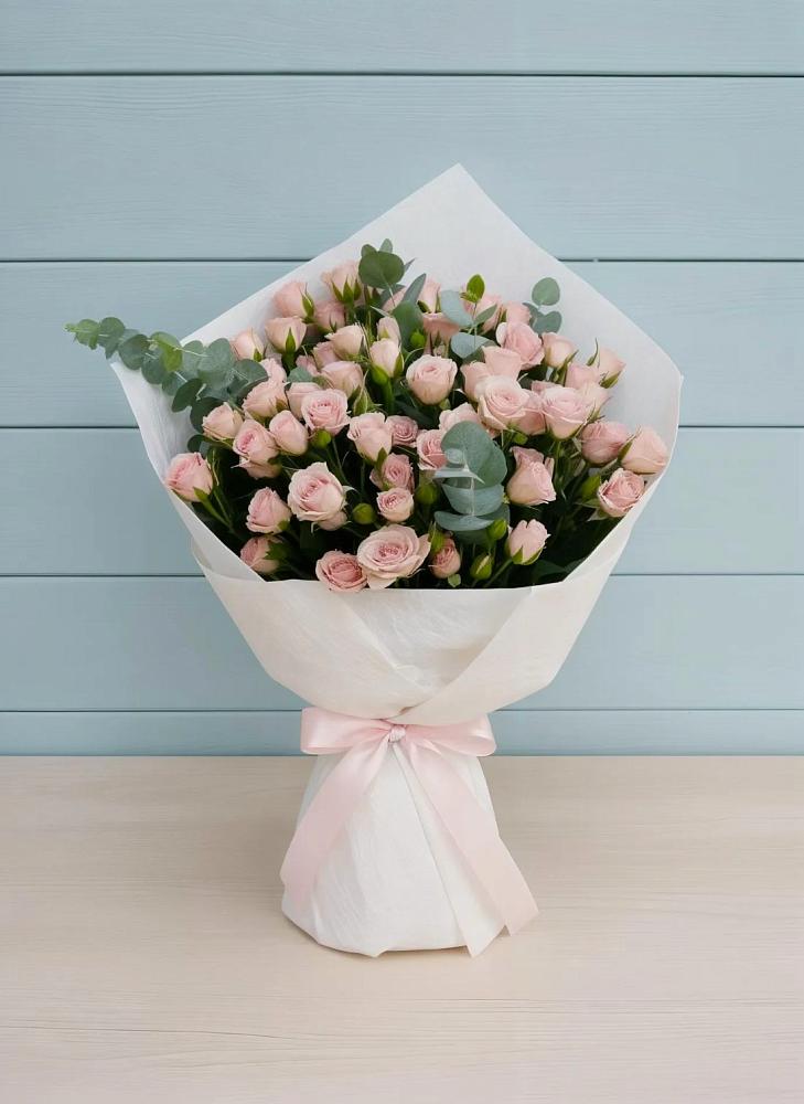 Букет цветов из: Розы в Песь