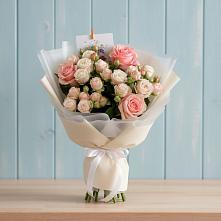 Букет цветов из:  Розы в Песь